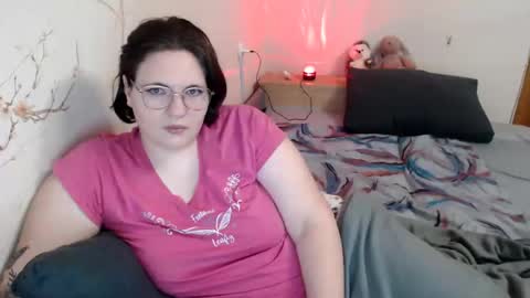 Snapshot of aglaya_fame chatting on 02-02-25, 06:42 Aglaya Fame online show from 02-02-25, 06:42