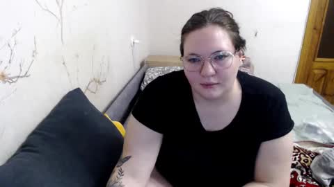 Snapshot of aglaya_fame chatting on 02-09-25, 08:56 Aglaya Fame online show from 02-09-25, 08:56