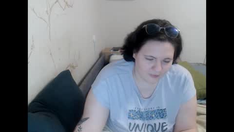 Snapshot of aglaya_fame chatting on 02-17-25, 03:53 Aglaya Fame online show from 02-17-25, 03:53