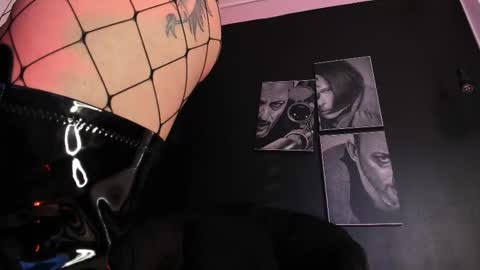 agnes_jones online show from 11-10-25, 09:36