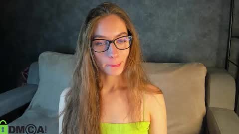 agnes wells online show from 10-14-25, 09:21