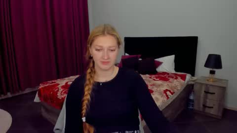 AgnesArden online show from 10-17-25, 05:48