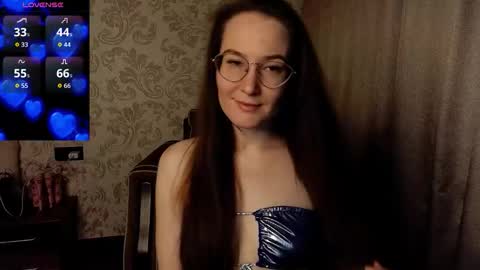 Agnes online show from 11-24-25, 02:39