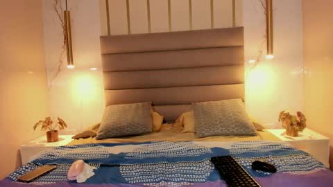 Snapshot of agnesrocuzzo chatting on 10-21-25, 11:33 agnesrocuzzo online show from 10-21-25, 11:33