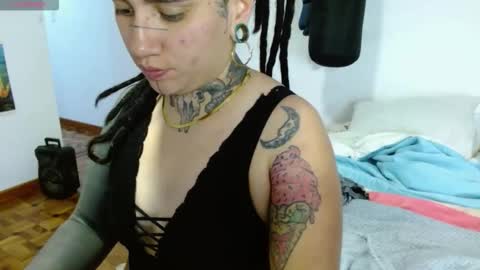 Agness online show from 10-05-25, 12:47