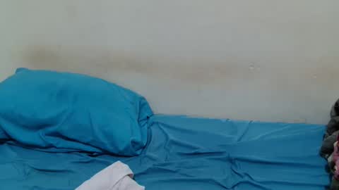 aguas online show from 04-19-26, 03:17