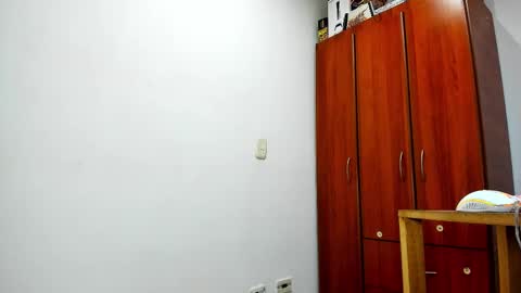 Snapshot of aguslover chatting on 03-01-25, 09:48 Agustin online show from 03-01-25, 09:48