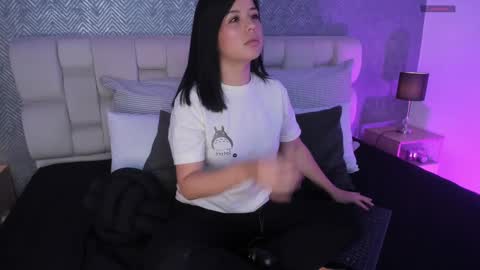 Ahmara  online show from 02-13-25, 11:39