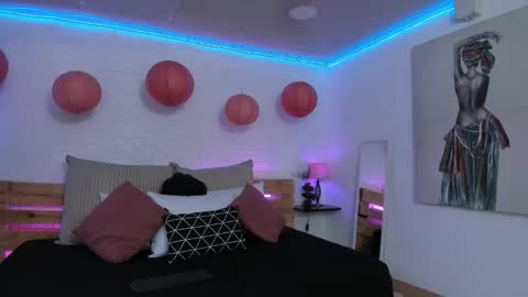 Ahmara  online show from 10-04-25, 11:41