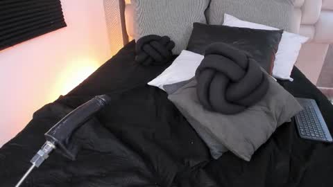 Ahmara  online show from 02-23-26, 12:46