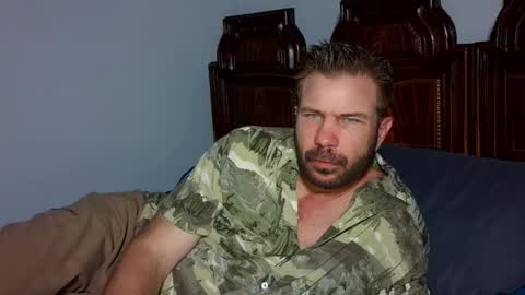 Blue Eyed Handsome Man online show from 03-10-26, 12:37