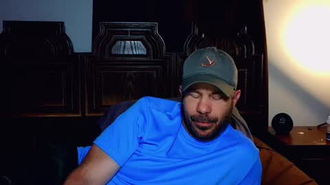 Blue Eyed Handsome Man online show from 03-23-26, 08:13