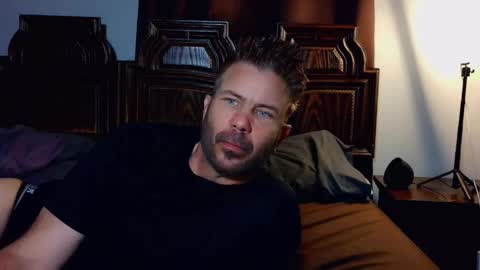 Blue Eyed Handsome Man online show from 03-26-26, 12:39