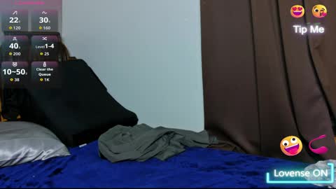 Blue Eyed Handsome Man online show from 06-01-26, 01:40