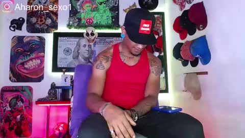Aharon  Zamora online show from 02-25-25, 06:42