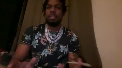 Snapshot of ahilmonk chatting on 09-18-25, 04:14 ahilmonk online show from 09-18-25, 04:14