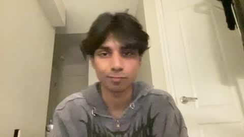 Snapshot of ahmedkhan632131 chatting on 06-30-26, 06:47 Dylan online show from 06-30-26, 06:47