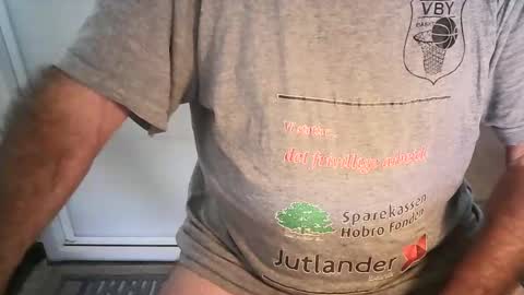 Snapshot of ahmole chatting on 11-02-25, 08:17 Ole online show from 11-02-25, 08:17