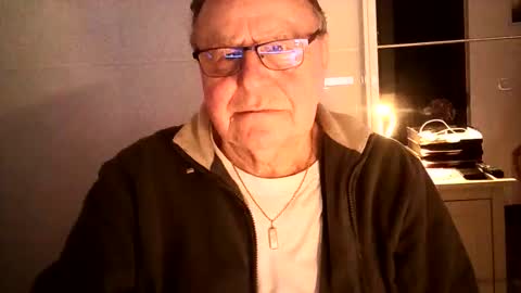 Snapshot of ahmole chatting on 02-06-26, 10:24 Ole online show from 02-06-26, 10:24