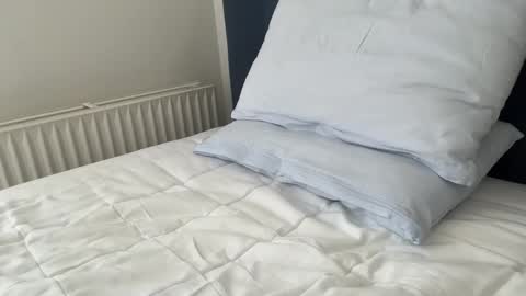 Snapshot of ahothungstud69 chatting on 09-23-25, 10:40 Tommy online show from 09-23-25, 10:40