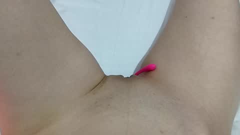 Snapshot of ahsexi chatting on 02-03-26, 02:53 Taylor online show from 02-03-26, 02:53