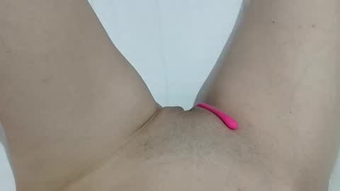 Snapshot of ahsexi chatting on 03-15-26, 09:43 Taylor online show from 03-15-26, 09:43