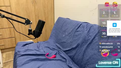 AHSLEY online show from 01-23-25, 06:56