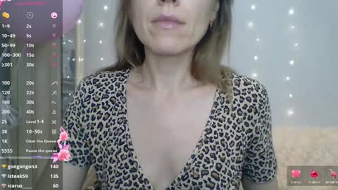 Snapshot of ahtena chatting on 12-22-24, 04:38 Ahtena online show from 12-22-24, 04:38