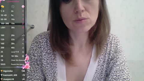 Snapshot of ahtena chatting on 02-04-25, 10:43 Ahtena online show from 02-04-25, 10:43