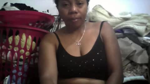 Aicha boobs online show from 05-18-26, 12:51