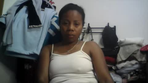 Aicha boobs online show from 05-27-26, 01:57