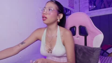 Snapshot of aida_mom chatting on 07-29-26, 11:25 Aida online show from 07-29-26, 11:25