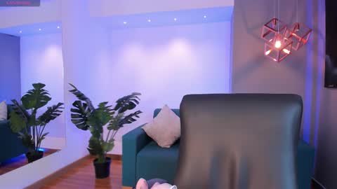 aidajoness online show from 11-11-25, 12:05