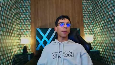 aiden_royce online show from 10-06-25, 04:32