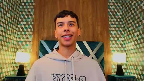 aiden_royce online show from 11-08-25, 04:23