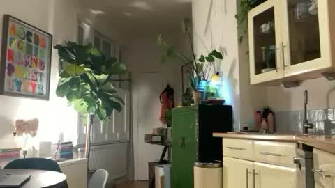 Snapshot of aidjw1 chatting on 11-14-25, 05:44 Spicyla online show from 11-14-25, 05:44