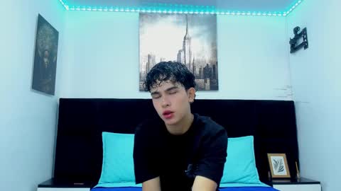 Aiden  online show from 01-21-25, 12:07