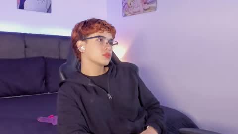 Aiden  online show from 09-29-25, 12:10