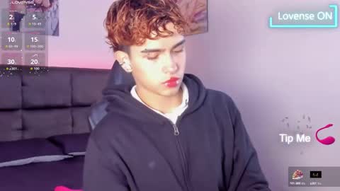 Aiden  online show from 09-30-25, 12:10