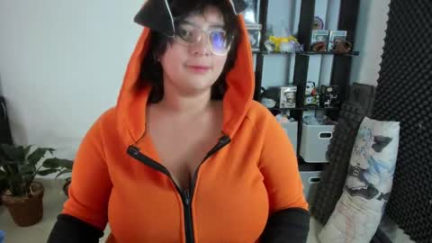 Catalina online show from 03-03-25, 03:09