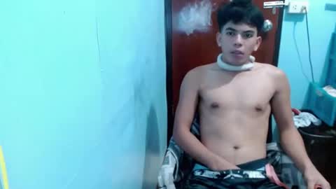 Snapshot of aikoelhara chatting on 03-25-26, 04:35 Angelo online show from 03-25-26, 04:35