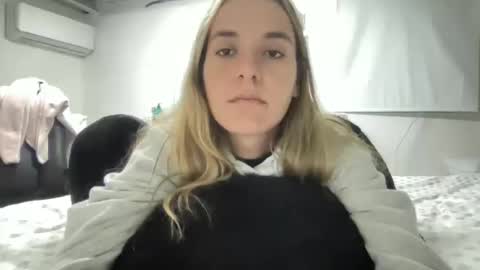 Aile online show from 12-15-24, 06:07