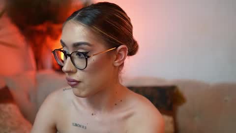  Aileen  online show from 04-20-26, 08:32