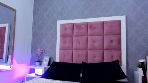 Snapshot of ailenaranda chatting on 11-12-25, 12:49 Ailen online show from 11-12-25, 12:49