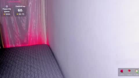 Snapshot of aili_queen chatting on 07-17-26, 01:07 Catalina online show from 07-17-26, 01:07