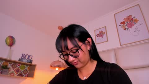 Snapshot of aily_yozuko chatting on 12-31-24, 04:06 Aily Yozuko online show from 12-31-24, 04:06