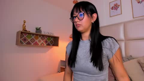 Snapshot of aily_yozuko chatting on 02-17-25, 03:04 Aily Yozuko online show from 02-17-25, 03:04