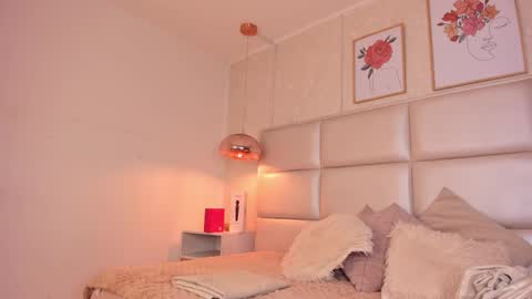 Snapshot of aily_yozuko chatting on 09-09-25, 02:44 Aily Yozuko online show from 09-09-25, 02:44