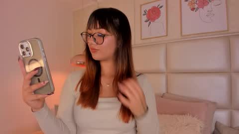 Snapshot of aily_yozuko chatting on 11-27-25, 02:35 Aily Yozuko online show from 11-27-25, 02:35