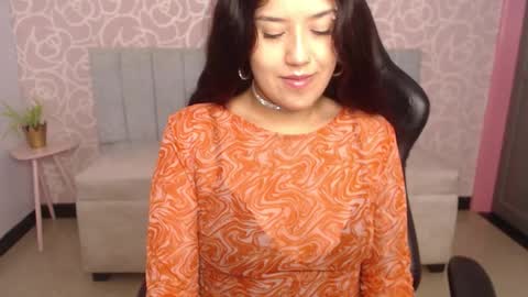 ailyn_ch1 online show from 10-29-25, 04:20